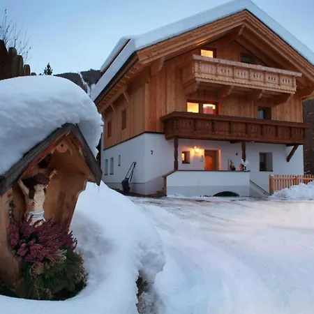 Apartment Cozy Apartment In Fendels Near Ski Area