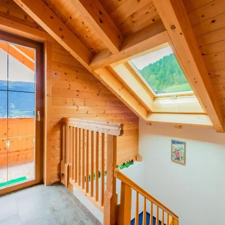 Cozy Apartment In Fendels Near Ski Area