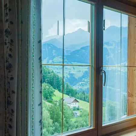 Appartement Cozy In Near Ski Area Fendels